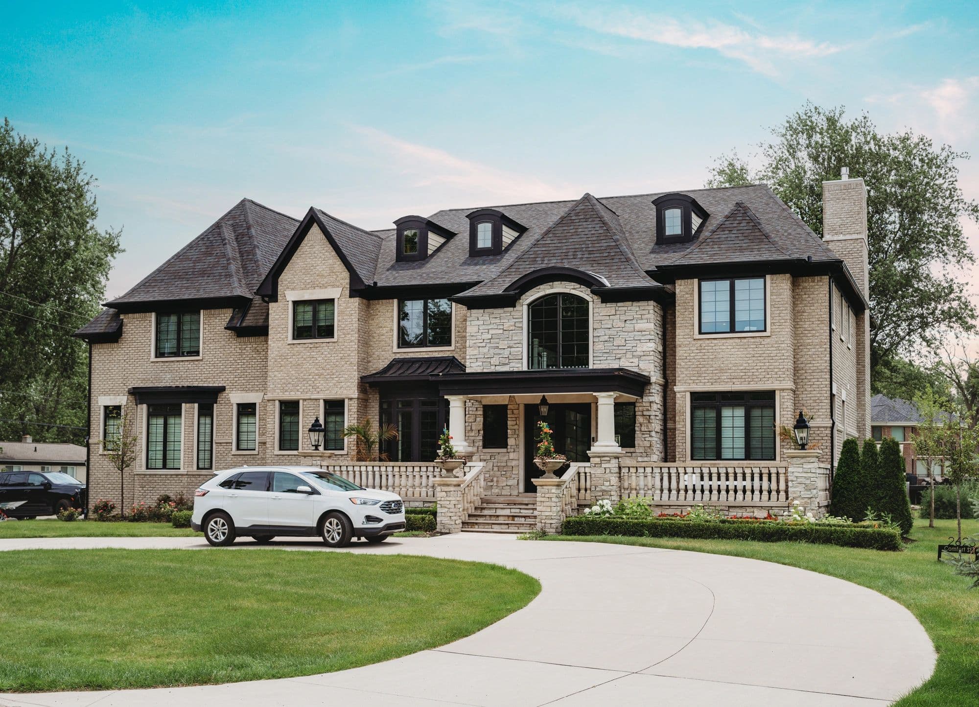 Residence TBD